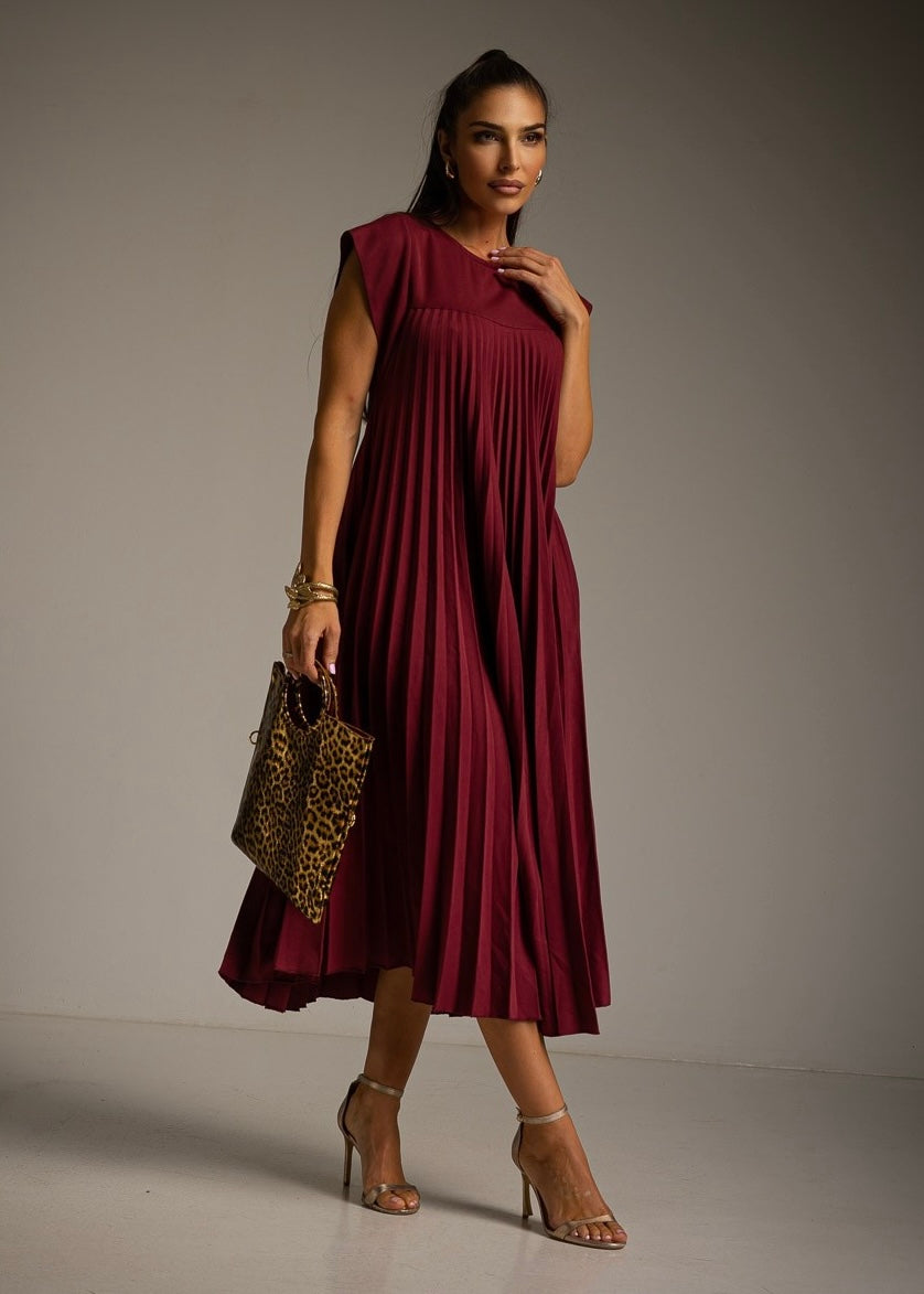 Long burgundy pleated dress