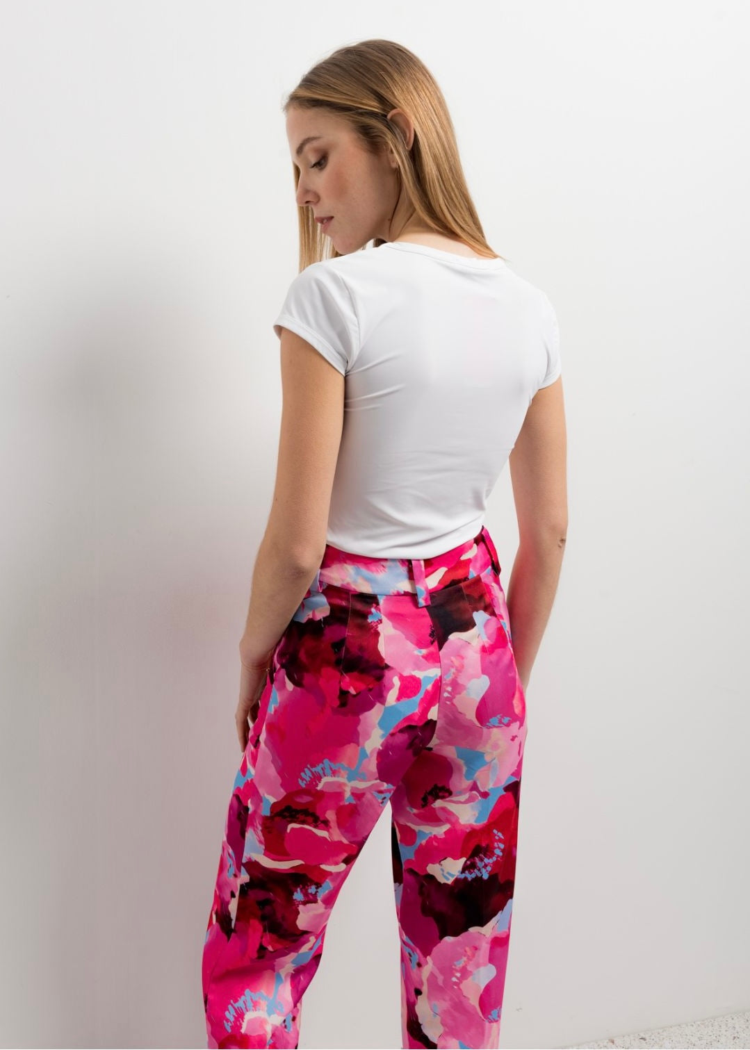 Blazer and pants set with pink belt