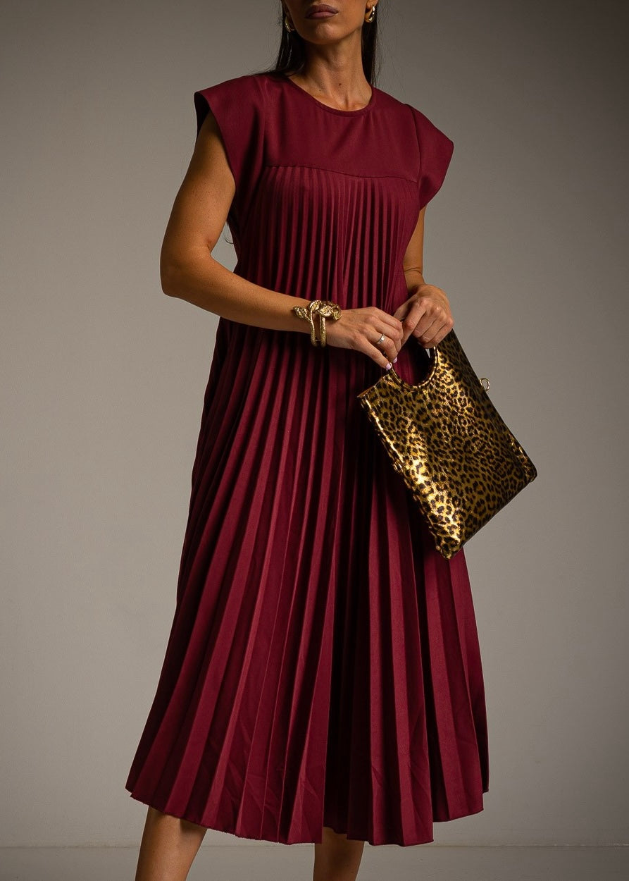 Long burgundy pleated dress
